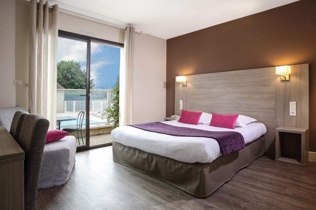 L'Oustal De Vezac Hotel ภายนอก รูปภาพ