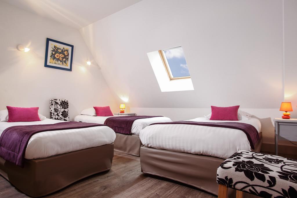 L'Oustal De Vezac Hotel ภายนอก รูปภาพ